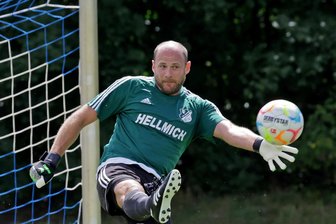Als Nachwuchscoach des Chemnitzer FC: Ex-Profikeeper Stefan Schmidt kehrt aus Glauchau zurück zu seinen Fußball-Wurzeln - Im vergangenen Sommer bestritt Stefan Schmidt als Schlussmann des VfB Empor ein Testspiel gegen die U 19 des Chemnitzer FC. Ein Jahr später ist er nach seinem Weggang aus Glauchau neuer Nachwuchstorhüter-Trainer bei den Himmelblauen.