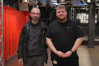 „Alte Mensa“ in Freiberg wegen Bauarbeiten geschlossen: Wie es nach der Abschlussfeier des Studentenclubs weitergeht - Christian Schröder und Ben Brüssow vom Vorstand des „Klubhaus“-Vereins in Freiberg.