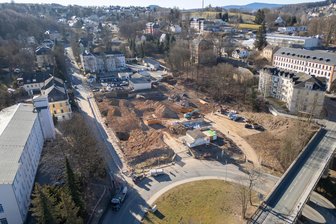 Altes OPEW-Werk im Erzgebirge ist Geschichte: Supermarkt-Bau folgt - Für viele ist dieser Anblick ungewohnt: Das alte Annaberger OPEW-Hauptwerk ist abgerissen.