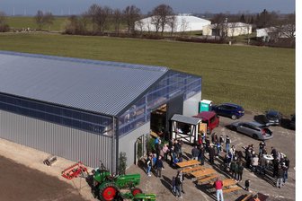 Altmittweida im Plus trotz hoher Investitionen - Im März wurde die 2024 gebaute Reithalle des RSV Altmittweida eingeweiht.