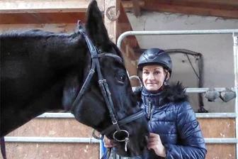 Altmittweida: Wie geht der Streit um den Gemeinde-Zuschuss für die Reithalle aus? - Sandra Gelbrich liebt den Reitsport und ist seit knapp zwei Jahren Vereinschefin. Mit dem Ehrenamt hat sie auch Verantwortung für das Bauprojekt des Reit- und Sportvereins Altmittweida übernommen.
