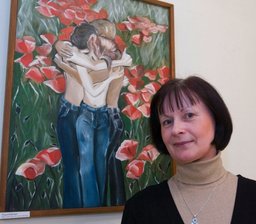 Am Altmarkt hält die Kunst Einzug - 
              <p class="artikelinhalt">Marion Hallbauer, hier bei einer Ausstellung im Reichenbacher Neuberinhaus, stellt zum Kirchberger Altstadtfest mit aus. </p>
            