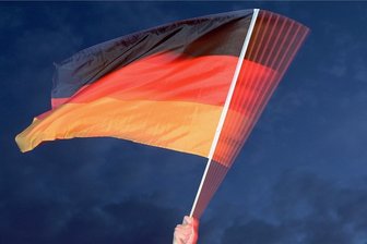 Am Dienstag im Auerbacher VfB-Stadion: Probelauf für Public Viewing - Public Viewing wird im Vogtland möglich: Am Dienstag zum ersten EM-Spiel der deutschen Elf im Auerbacher VfB-Stadion. 