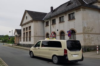 Am Freitag: Jugend-Aktion auf dem Adorfer Bahnhof - Um Jugendangebote in Kleinstädten im Vogtland geht es am Freitag bei einer Aktion am Adorfer Bahnhof.