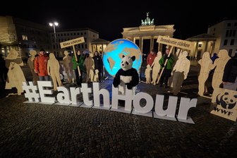Am Samstag gehen in Plauen für eine Stunde die Lichter aus - aber nicht überall - Mitglieder der Umweltschutzorganisation World Wide Fund For Nature (WWF) beteiligen sich alljährlich an der weltweiten Aktion „Earth Hour“.