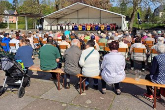 Am Sonntag ist Musikantentreffen auf der Insel in Rodewisch: Warum die Veranstaltung dann eine längere Pause einlegt - Die Reihe „Musikantentreffen auf der Schlossinsel“ endet voraussichtllich mit der Veranstaltung am Sonntag.