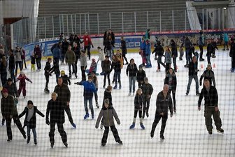 Am Sonntag Winterfest zur Eröffnung der neuen Chemnitzer Eisschnelllaufbahn - Auch öffentliches Eislaufen in der Eissporthalle gibt es zum Winterfest.