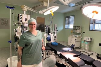 Ambulantes OP-Zentrum nimmt in Reichenbach die Arbeit auf - OP-Managerin Anna-Maria Müller im Operationssaal, der seit voriger Woche für ambulante Eingriffe genutzt wird.
