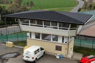 AMC Sachsenring lädt zum öffentlichen Clubabend ein - Domizil des AMC Sachsenring ist der historische Start-und-Ziel-Turm.