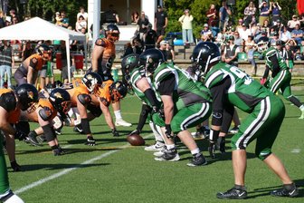 American Football: Super Bowl läutet Jubiläum im Erzgebirge ein - Für die Erzgebirge Miners (rechts) stellt der Super Bowl den Startschuss für ihr Jubiläumsjahr dar.