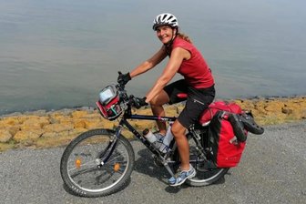 Amerika plötzlich nicht in Mittelsachsen? - Angela Leichsenring auf Tour: Die 50-Jährige aus dem erzgebirgischen Lauter war mit dem Mountainbike und wenig Gepäck 85 Tage unterwegs bis zum Ziel in Portugal. Ihre erste Station hieß Amerika. 