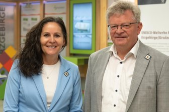An der Spitze der Wirtschaftsförderung Erzgebirge steht jetzt eine Frau - Peggy Kreller folgt ab Montag Matthias Lißke an der Spitze der Wirtschaftsförderung Erzgebirge nach.