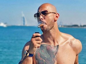Andrew Tate: Der beliebteste meistgehasste Mann des Internets - Großkotziger Frauenfeind: Andrew Tate