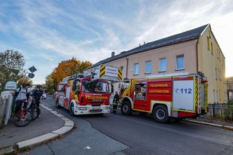 Angebranntes Essen führte zu Großeinsatz der Feuerwehr in Lichtenstein - Am Samstag musste die Feuerwehr zu einem Haus in der Glauchauer Straße ausrücken.