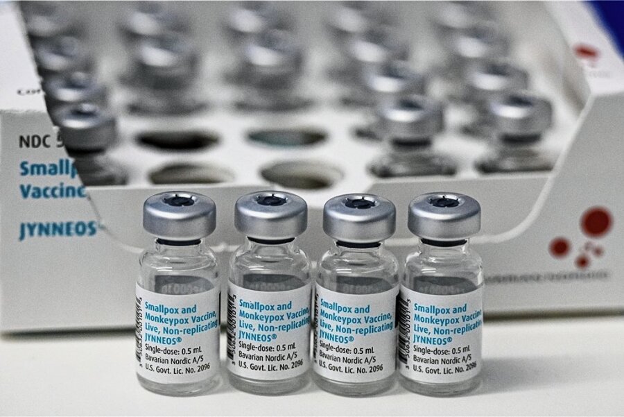 Angepasste Corona-Impfstoffe kommen: Deutschland soll im September 14 Millionen Dosen erhalten - 