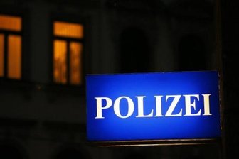 Angreifer verletzt Frau vor Spielothek -