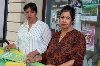 Angst um Familien am Hindukusch - Noorzba Hamidi (Mitte) und ihre Schwester Noorzia Shkira.