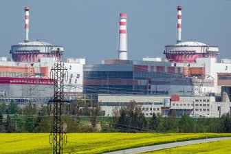 „Annaberg-Buchholz, Marienberg, Seiffen, Olbernhau würden unbewohnbar“: Protest gegen Atomkraftwerk am Erzgebirge - Das Atomkraftwerk Temelìn in Südböhmen. Tschechien will auch künftig weiter auf Kernkraft setzen und plant ein neues AKW am Rand des Erzgebirges.