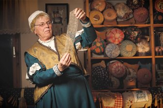 Annaberg-Buchholz sucht Nachfolgerin für „Barbara Uthmann“ - Anett Preißler hat mehr als 20 Jahre als Annaberger Stadtführerin das Leben und Wirken von Barbara Uthmann mit Fachwissen und Engagement veranschaulicht. Nun will sie die Präsentation in jüngere Hände übergeben.