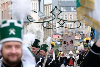 Annaberg-Buchholz: Tausende Zuschauer erleben Abschlussbergparade - 