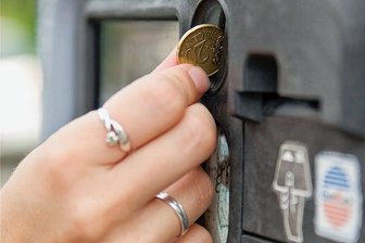 Annaberg erhöht Parkgebühren zur Kät und zum Weihnachtsmarkt - Besucher der Annaberger Kät und des Weihnachtsmarktes müssen mehr Geld fürs Parken bezahlen.