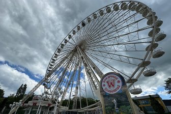 Annaberger Kät: Wann Besucher richtig sparen können - Es ist das Symbol der Annaberger Kät: das große Riesenrad direkt an der B 95.