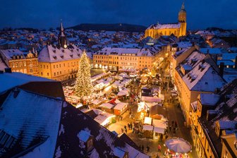 Annaberger Weihnachtsmarkt: Was Besucher in diesem Jahr erwartet - In wenigen Tagen eröffnet der Annaberger Weihnachtsmarkt. Dann verwandelt sich das Zentrum der Kreisstadt wieder in einen strahlenden Weihnachtsberg.