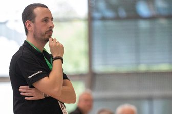 Annabergs Handballmannschaften rotieren gegen Borstendorf und Weißenborn - Christian Fritzsch, Trainer der Frauen des HC Annaberg-Buchholz, darf bislang zufrieden sein: vier Spiele, vier Siege.