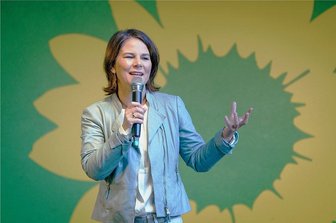 Annalena Baerbock im Interview: "Ich will die stärksten Grünen, die es jemals gab" - "Die nächste Bundesregierung muss sich wieder als Mannschaft verstehen", sagt Annalena Baerbock. "Und zwar im besten Fall mit einer Kapitänin im Kanzlerinnenamt."