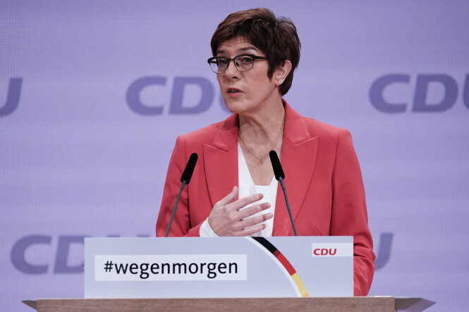 Annegret Kramp-Karrenbauer ruft CDU zum Zusammenhalt auf - Die scheidende CDU-Vorsitzende Annegret Kramp-Karrenbauer spricht beim digitalen Bundesparteitag der CDU. 