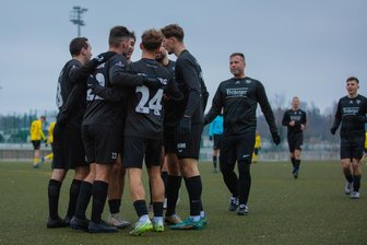 Anpacken und anfeuern zu Pfingsten: Freiberger Fußballer wollen vor dem Abstiegs-Countdown Köpfe freibekommen - Fünf Spiele ohne Sieg: In der heißen Phase des Abstiegskampfs wollen die BSC-Spieler endlich wieder jubeln.
