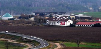 Ansiedlung weiterer Firmen im Gewerbegebiet - 
              <p class="artikelinhalt">Durch die neue Umgehungsstraße ist das Hirschfelder Gewerbegebiet besser an die Autobahn angebunden. Jetzt sollen die Voraussetzungen für eine Erweiterung des Gebietes geschaffen werden.</p>
            