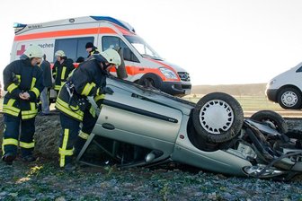 Ansprung: Schwerer Unfall auf B 171 - 