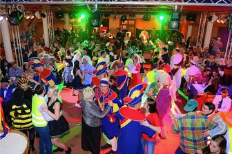 Ansturm auf die Karten für die Ringethaler Narren in Altmittweida - So feiert man mit dem Ringethaler Carnevalsverein im Ritterhof Altmittweida. 