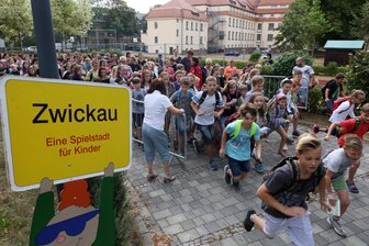 Ansturm auf die Spielstadt Mini-Zwickau -