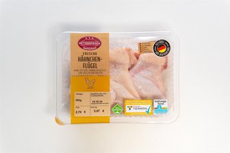 Antibiotikaresistente Erreger auf jedem zweiten Lidl-Hühnchen - Produkte wie diese Hähnchenflügel sind im Labor untersucht worden.