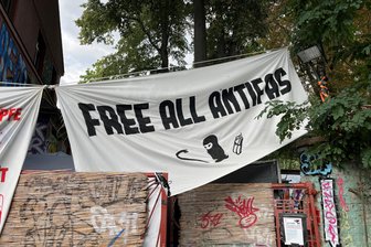 Antifa feiert zehnten Jugendkongress in Chemnitz - Der Verfassungsschutz beobachtet auch Linksextreme unter den Teilnehmern beim Juko.