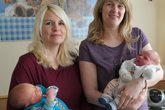Anton und Henri am Schalttag in Mittweida geboren - Franziska Bäßler und Victoria Friedrich
