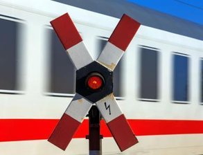 Anzahl der Auspendler aus Sachsen steigt immer noch an - Die Anzahl der Menschen, die Sachsen zum Arbeiten verlassen, ist im vergangenen Jahr leicht gestiegen.