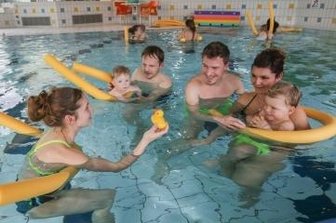 Apollo kann endlich wieder Kino machen - Ab Samstag sind das Schwimmbad und auch die Sauna im Limbomar wieder geöffnet.