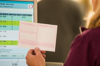 Apotheker schlagen Alarm: Immer mehr gefälschte Rezepte im Umlauf - In den letzten Monaten tauchen in den Apotheken im Landkreis Zwickau gehäuft gefälschte Rezepte auf.