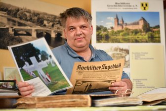 April 1945: Als Rochlitz amerikanisch war - Sven Krause, der Chef des Rochlitzer Geschichtsvereins, blättert in Unterlagen, die die Geschehnisse im Frühjahr 1945 dokumentieren.