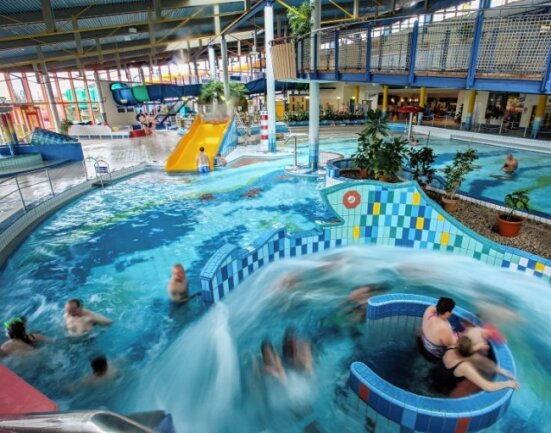 Aqua Marien und Silber-Therme erhöhen die Eintrittspreise - Im Freizeitbad Aqua Marien in Marienberg sind zum Jahreswechsel erneut die Eintrittspreise angehoben worden. Eine Tageskarte für einen Erwachsenen kostet nunmehr 22 Euro. 