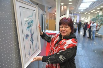 Aquarelle und mehr: Frühere Opernchorsängerin stellt ihre Bilder in Freiberg aus - Die frühere Opernchorsängerin Antoaneta Tcherniradeva stellt ihre Arbeiten in der Sparkasse Freiberg an der Poststraße aus.