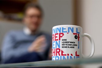 Arbeiten Sachsens Lehrer wirklich länger als erlaubt? - Arbeiten Sachsens Lehrer zu lange? Das Kultusministerium hat dazu eine Untersuchung beauftragt, die ein ganzes Schuljahr andauern soll.