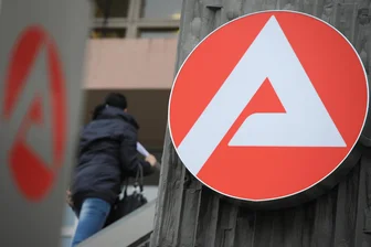 Arbeitslosigkeit steigt in Chemnitz deutlich - Die Arbeitslosigkeit ist in Chemnitz zum Jahreswechsel deutlich gestiegen.