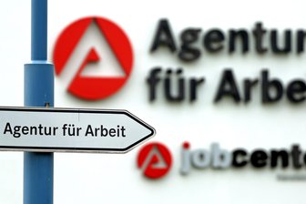 Arbeitsmarkt: Stellenangebote in Chemnitz gehen zurück - Die Anzahl Betroffener, um die sich Arbeitsagentur und Jobcenter kümmern, steigt in Chemnitz weiter.
