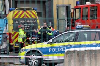 Arbeitsunfall bei Friweika in Remse - Rettungsdienst, Feuerwehr und Polizei waren am Montag bei Friweika im Einsatz.