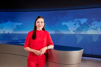 ARD-„Tagesthemen“: Moderatorin Aline Abboud hört auf - Aline Abboud gehörte lange zum Moderationsteams der ARD-„Tagesthemen“. Am 4. September 2021 war sie dort erstmals zu sehen.
