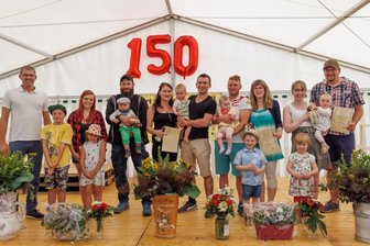 Arnsfelder freuen sich am Familientag über Nachwuchs -